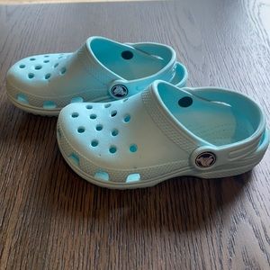 Aqua crocs